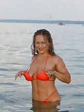 hot nude woman in Eagar
