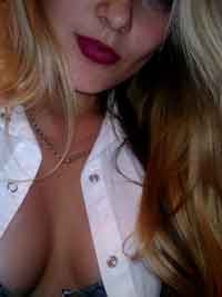 lonely horny female to meet in Bricelyn